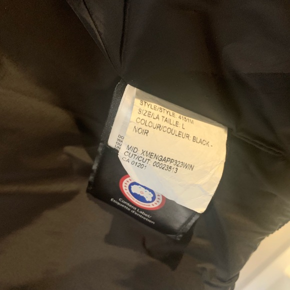 CANADA GOOSE VEST SIZE L MENS - Picture 5 of 5